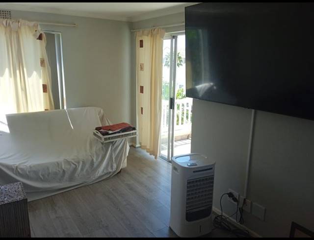 1 BEDROOM APARTMENT FOR SALE IN HARBOUR ISLAND